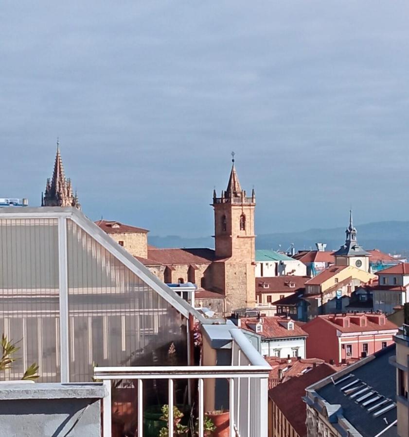 Atico Quintana I - Con Terraza, Vistas A La Ciudad, En El Centro, Con Wifi Y Garaje Appartement Oviedo Buitenkant foto