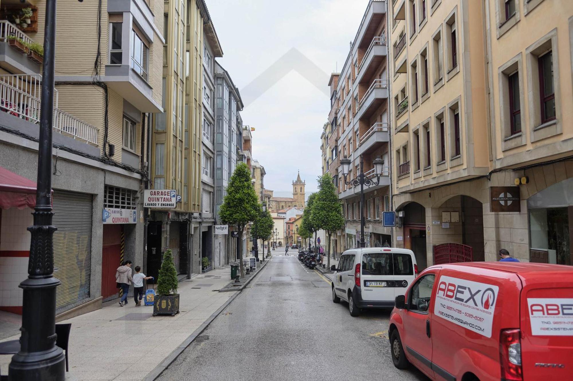 Atico Quintana I - Con Terraza, Vistas A La Ciudad, En El Centro, Con Wifi Y Garaje Appartement Oviedo Buitenkant foto